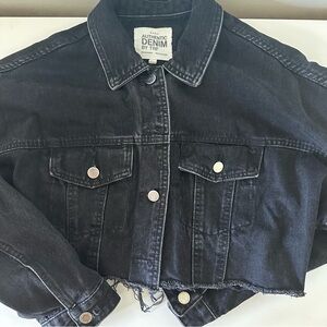ZARA Cropped Distressed Black Jean Jacket
